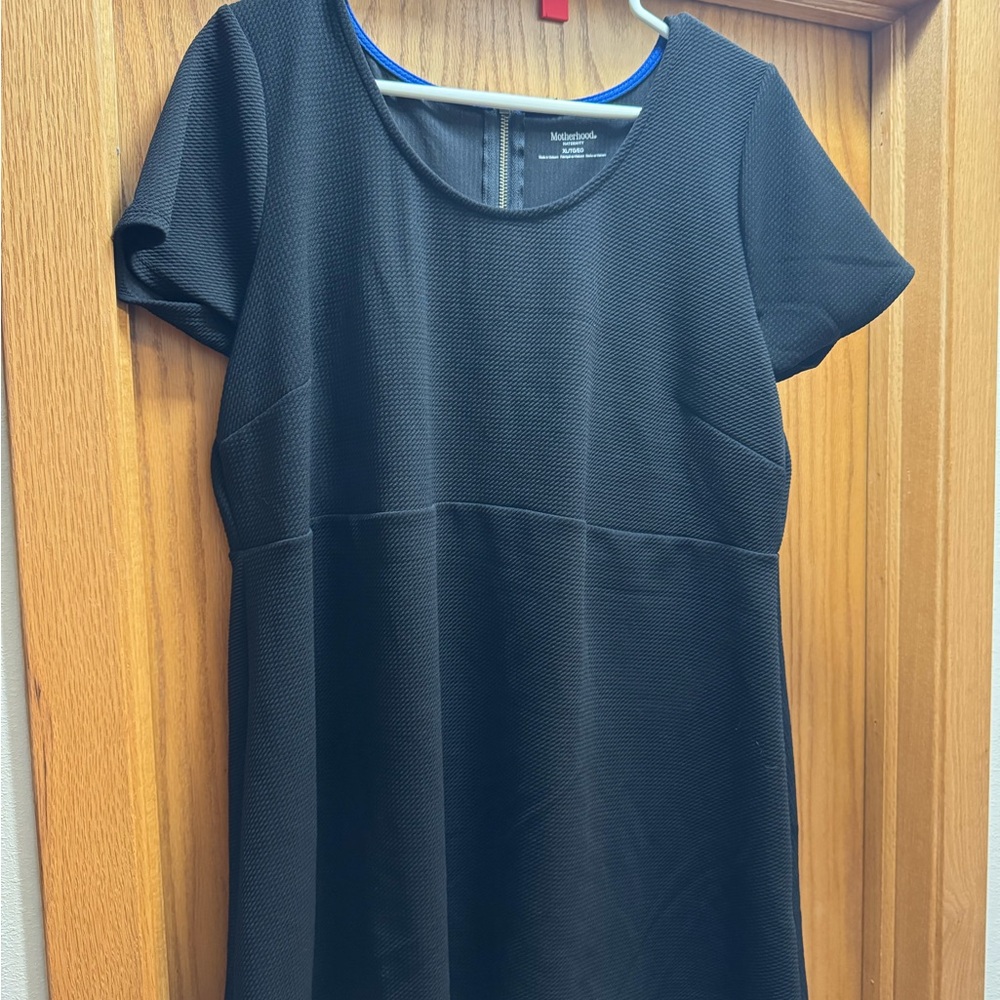 Black Short Sleeve Maternity Shirt